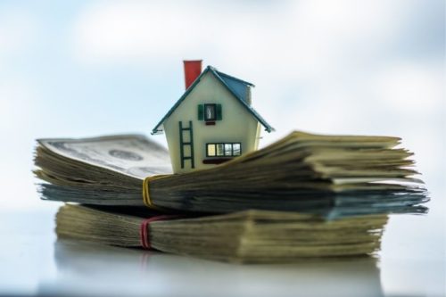 How the Real Estate Market Affects Home Prices